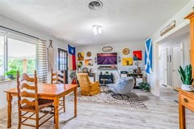 204 Ross Avenue, Denison, TX 75020
