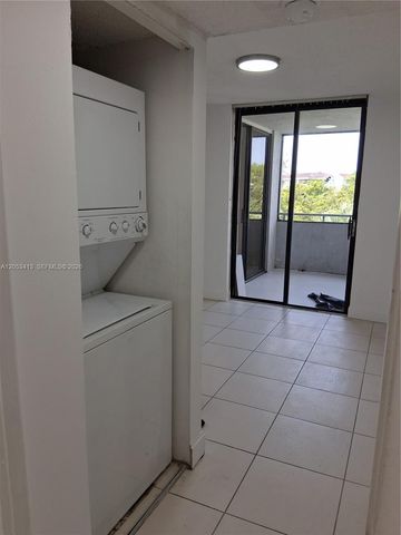 8255 SW 152nd Avenue E403, Miami, FL 33193