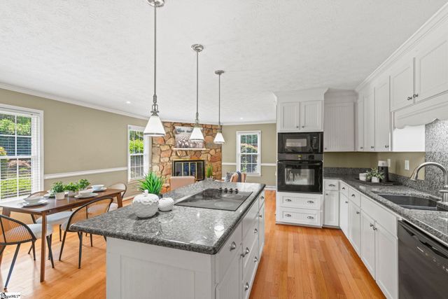 1016 Old Boiling Springs Road, Greer, SC 29650