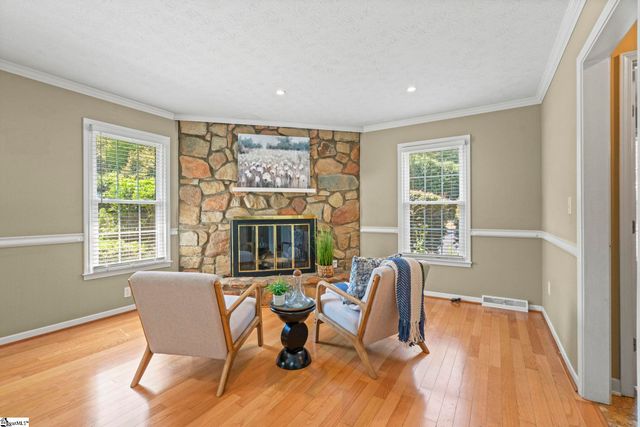 1016 Old Boiling Springs Road, Greer, SC 29650