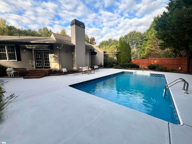 1016 Old Boiling Springs Road, Greer, SC 29650