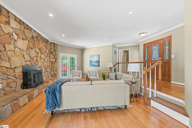 1016 Old Boiling Springs Road, Greer, SC 29650