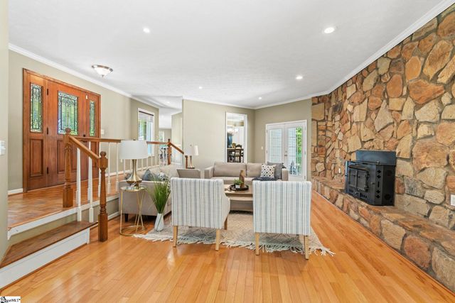 1016 Old Boiling Springs Road, Greer, SC 29650