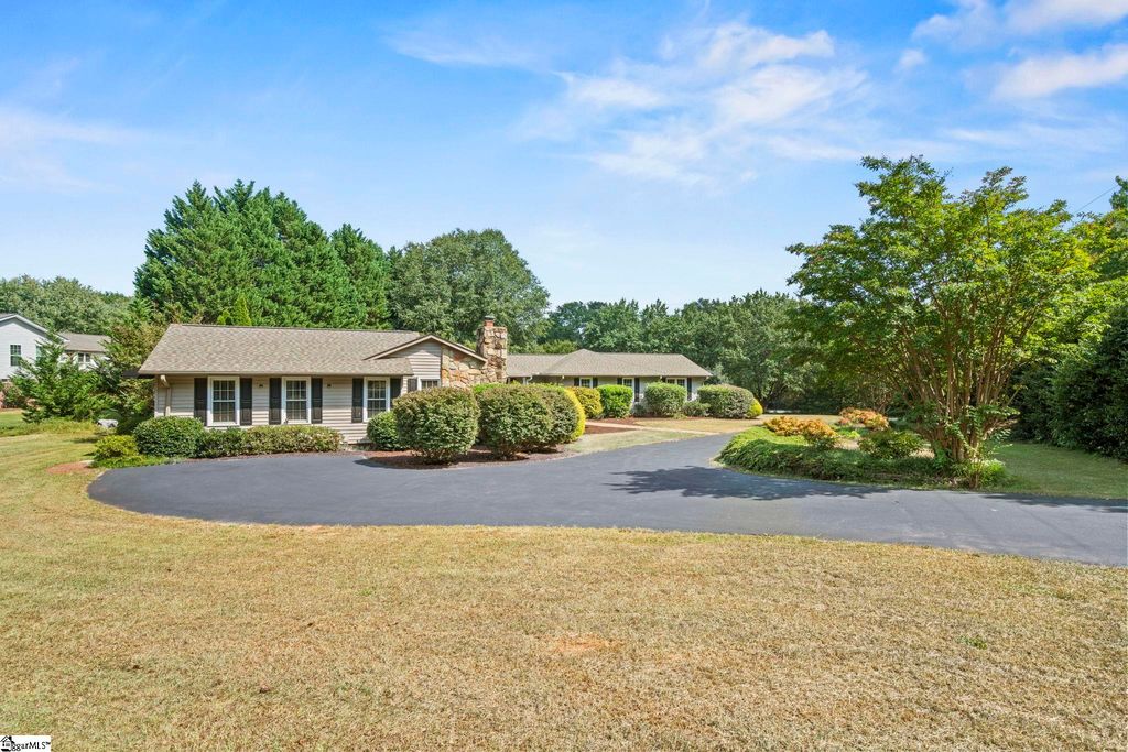 1016 Old Boiling Springs Road, Greer, SC 29650