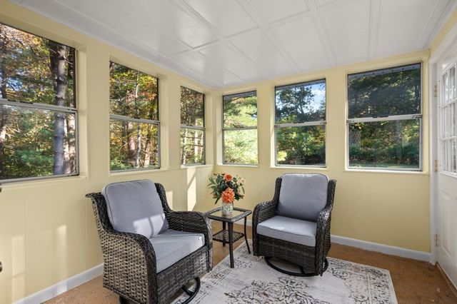 1 Wagon Dr, North Reading, MA 01864
