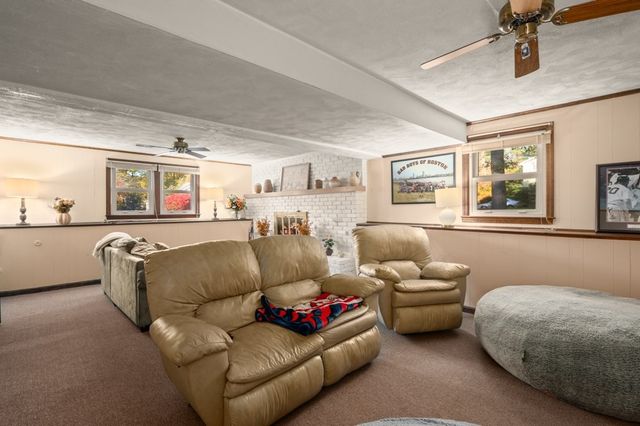 1 Wagon Dr, North Reading, MA 01864