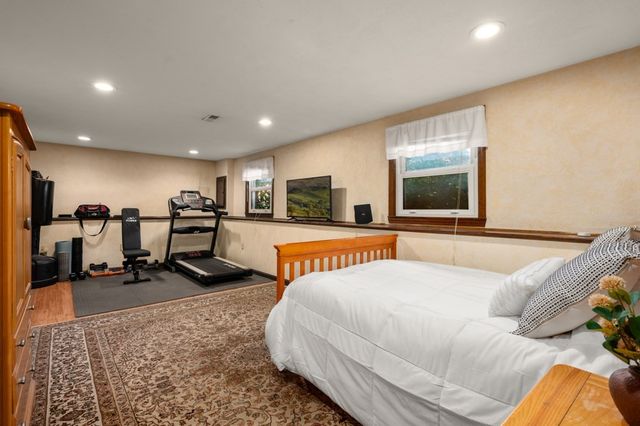 1 Wagon Dr, North Reading, MA 01864