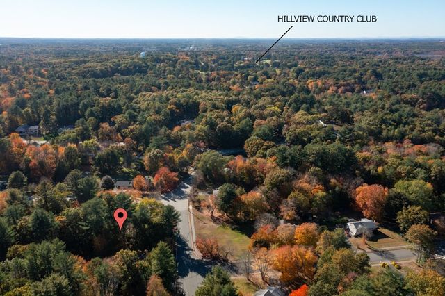 1 Wagon Dr, North Reading, MA 01864