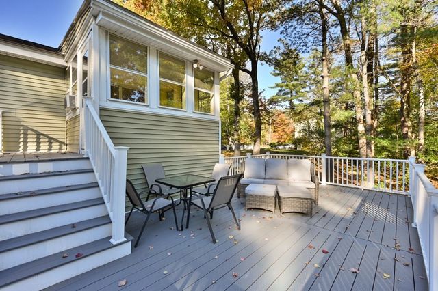 1 Wagon Dr, North Reading, MA 01864