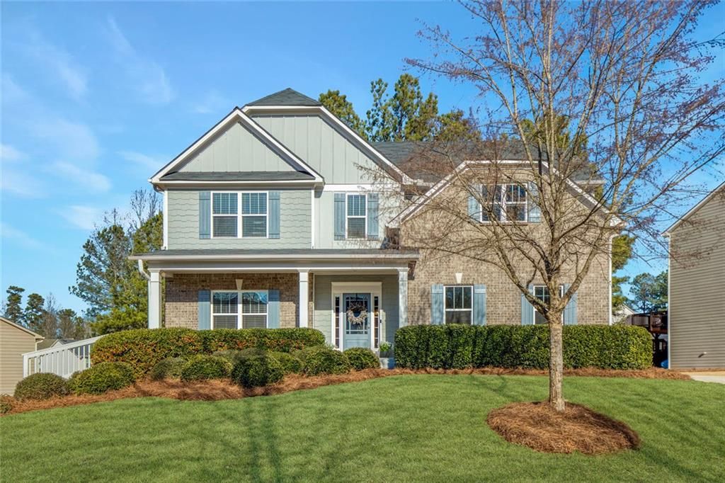 Image 1 of property listing at 6215 Vista Crossing Way, Cumming, GA 30028