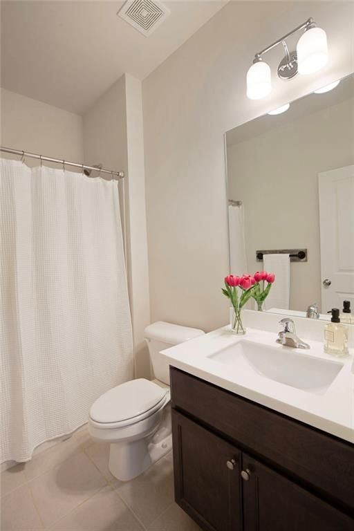 Image 34 of property listing at 6215 Vista Crossing Way, Cumming, GA 30028