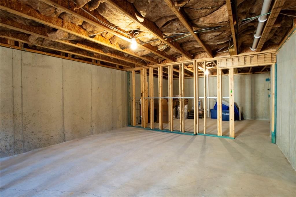 Image 55 of property listing at 6215 Vista Crossing Way, Cumming, GA 30028