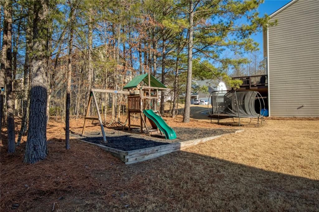 Image 64 of property listing at 6215 Vista Crossing Way, Cumming, GA 30028