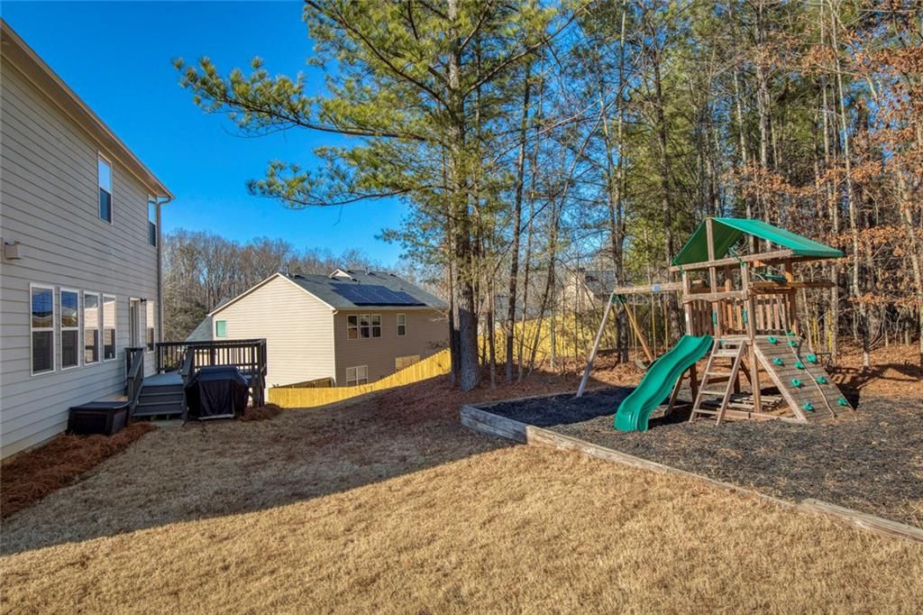 Image 69 of property listing at 6215 Vista Crossing Way, Cumming, GA 30028