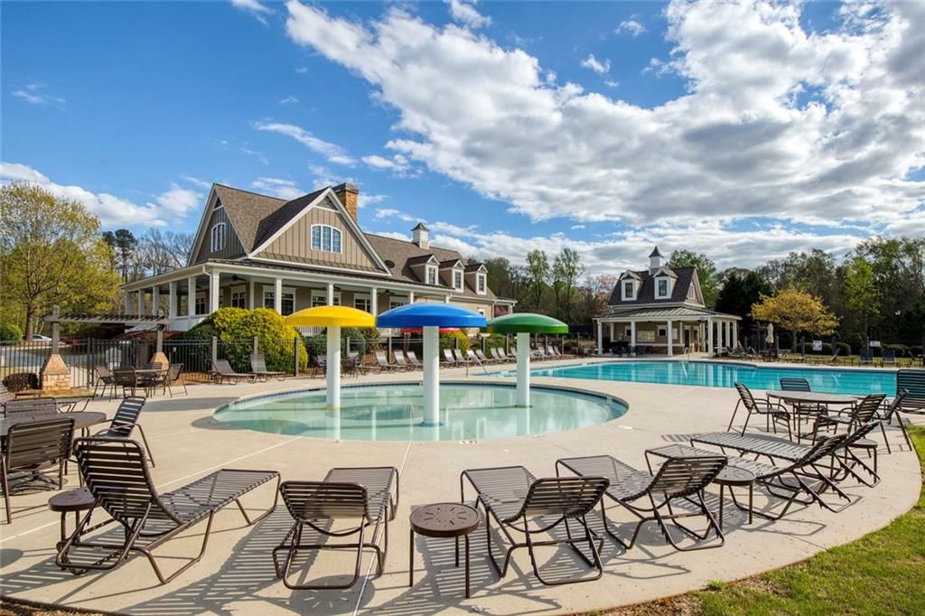 Image 76 of property listing at 6215 Vista Crossing Way, Cumming, GA 30028