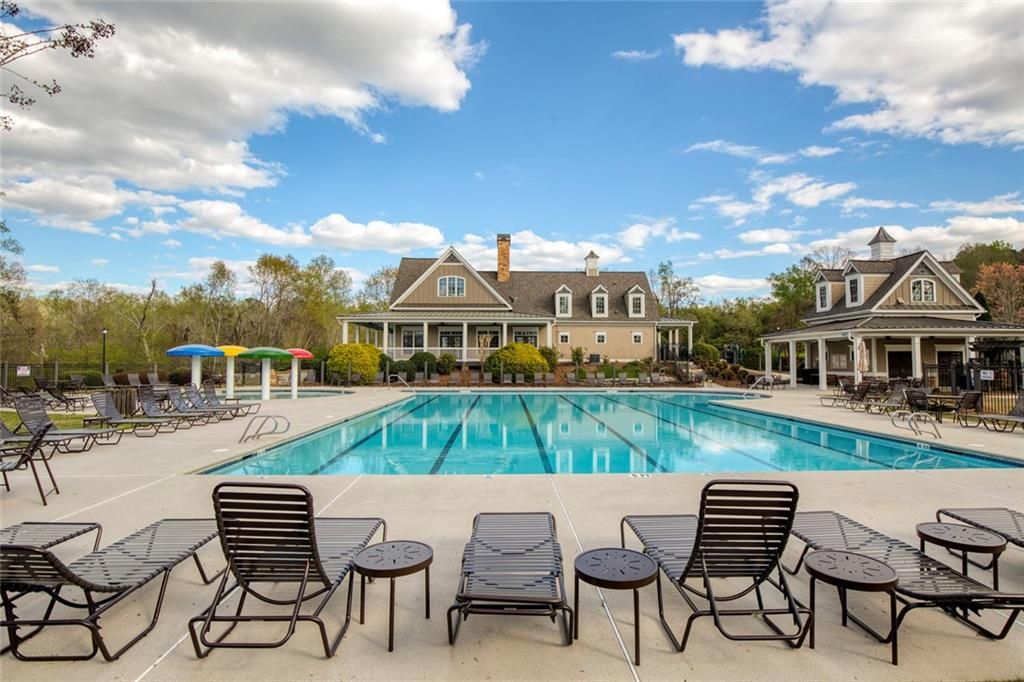 Image 77 of property listing at 6215 Vista Crossing Way, Cumming, GA 30028