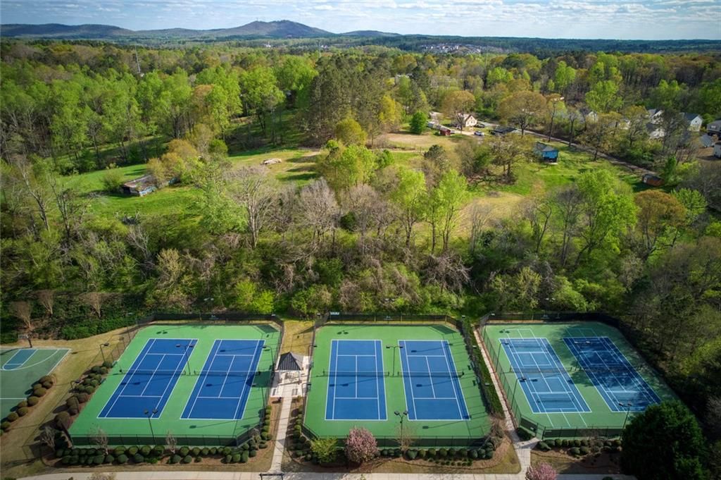 Image 92 of property listing at 6215 Vista Crossing Way, Cumming, GA 30028