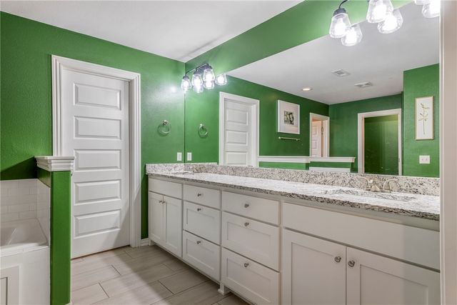 374 Drywood Creek Drive, Fayetteville, AR 72704