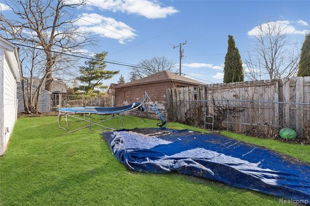 10522 Somerset Avenue, Detroit, MI 48224