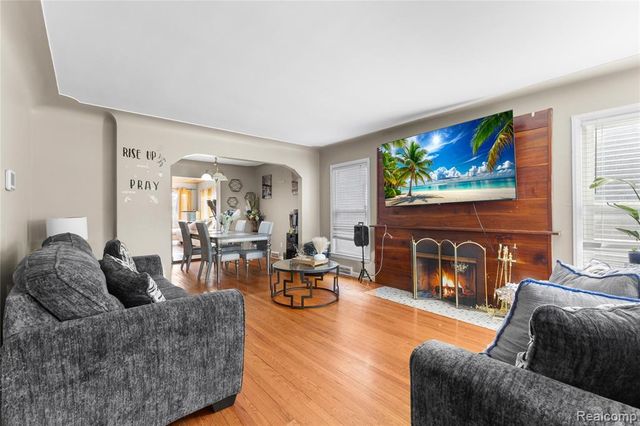 10522 Somerset Avenue, Detroit, MI 48224