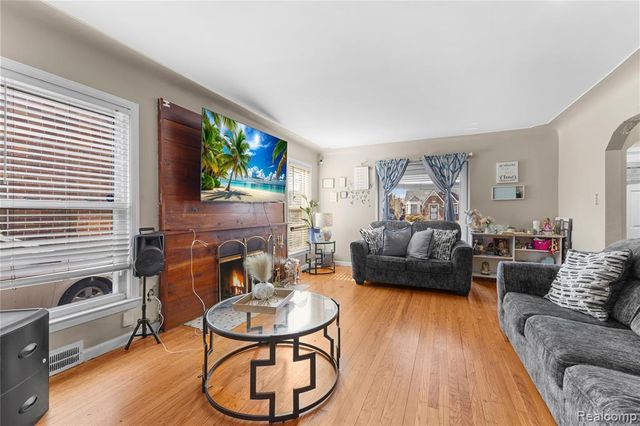 10522 Somerset Avenue, Detroit, MI 48224