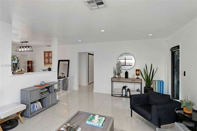 6751 SW 13th Street, Miami, FL 33144