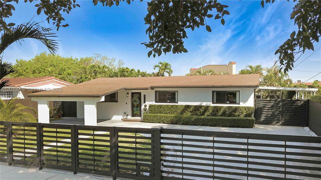 6751 SW 13th Street, Miami, FL 33144