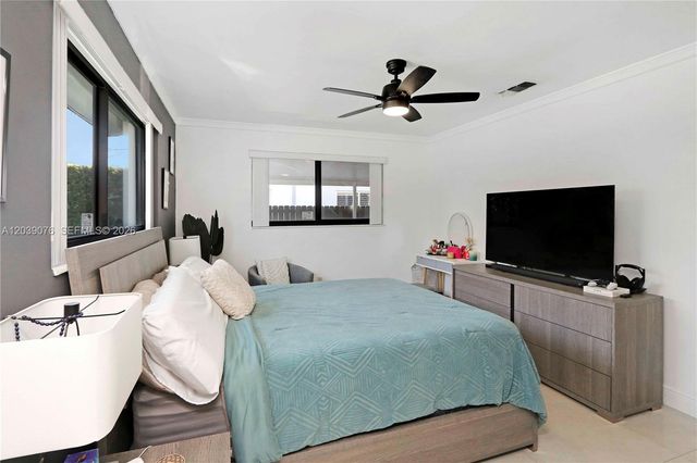 6751 SW 13th Street, Miami, FL 33144