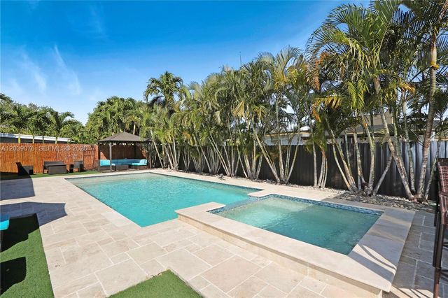 6751 SW 13th Street, Miami, FL 33144