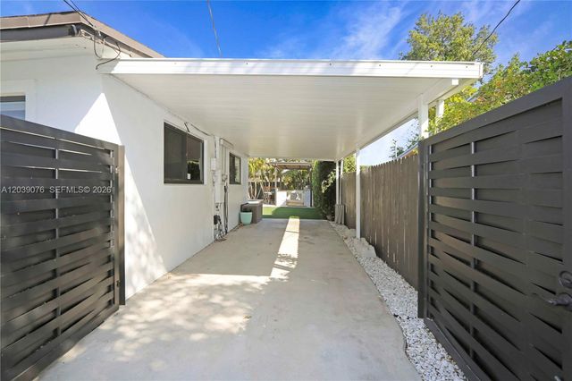 6751 SW 13th Street, Miami, FL 33144