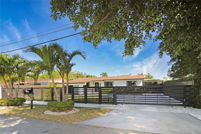 6751 SW 13th Street, Miami, FL 33144