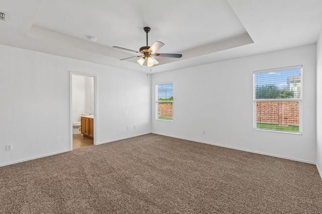 1336 Connie Street, Burleson, TX 76028