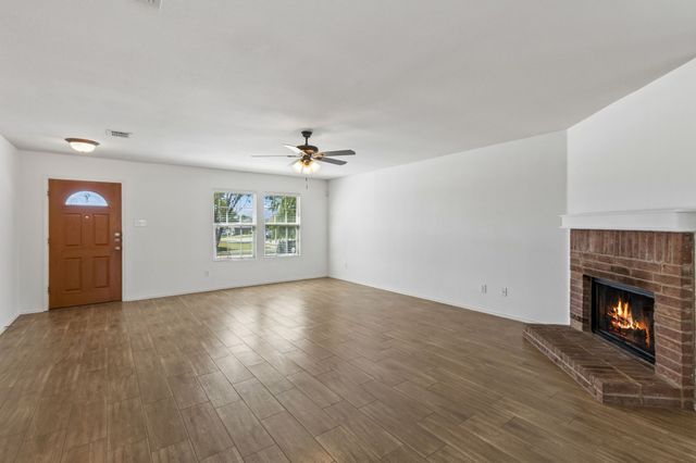 1336 Connie Street, Burleson, TX 76028