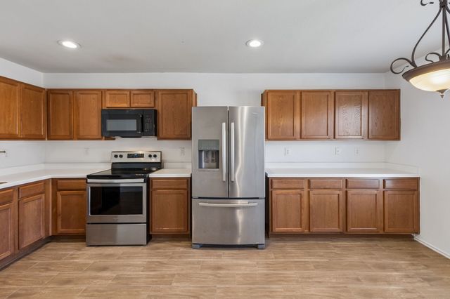 1336 Connie Street, Burleson, TX 76028