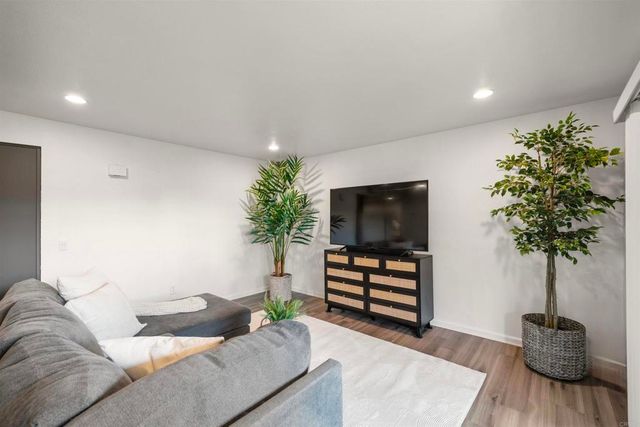 475 N Midway Drive 117, Escondido, CA 92027