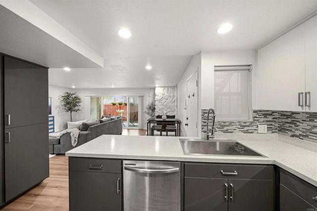 475 N Midway Drive 117, Escondido, CA 92027