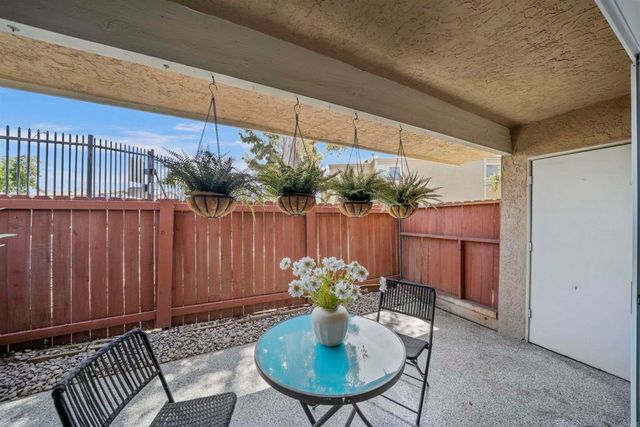 475 N Midway Drive 117, Escondido, CA 92027