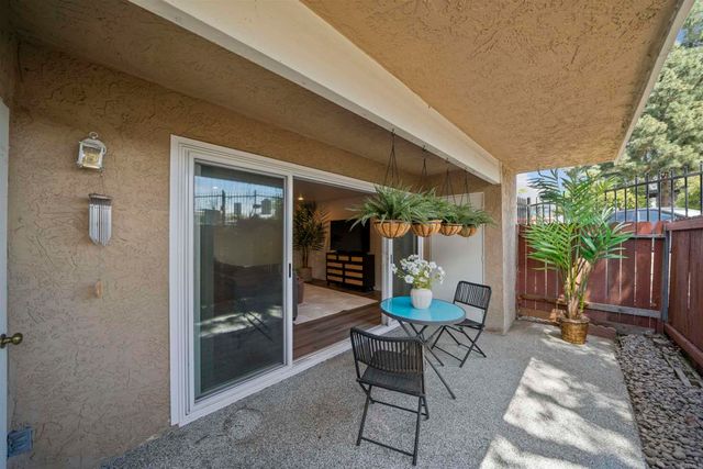 475 N Midway Drive 117, Escondido, CA 92027
