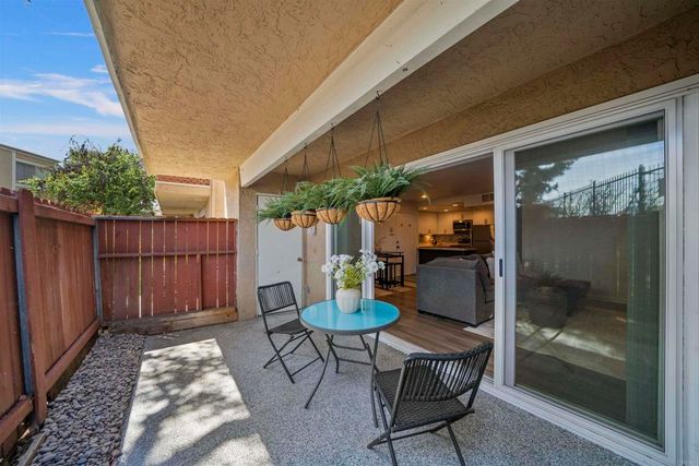 475 N Midway Drive 117, Escondido, CA 92027