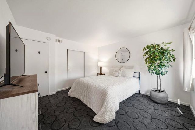 475 N Midway Drive 117, Escondido, CA 92027