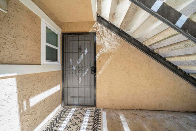 475 N Midway Drive 117, Escondido, CA 92027