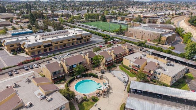 475 N Midway Drive 117, Escondido, CA 92027