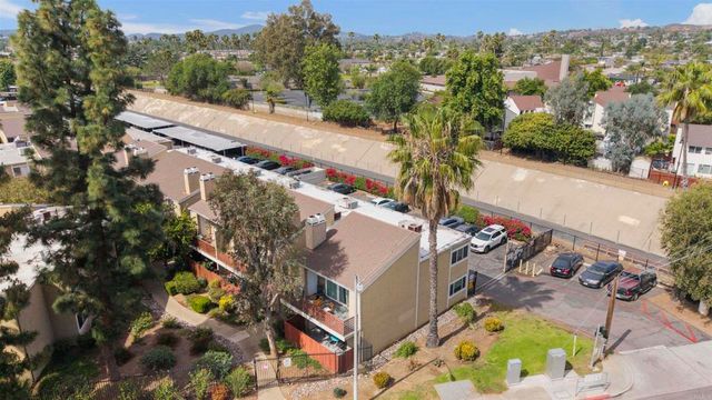 475 N Midway Drive 117, Escondido, CA 92027