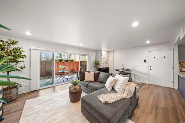 475 N Midway Drive 117, Escondido, CA 92027