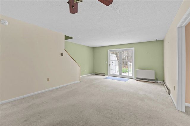 34 Brickyard Rd Unit 24, Essex, VT 05452