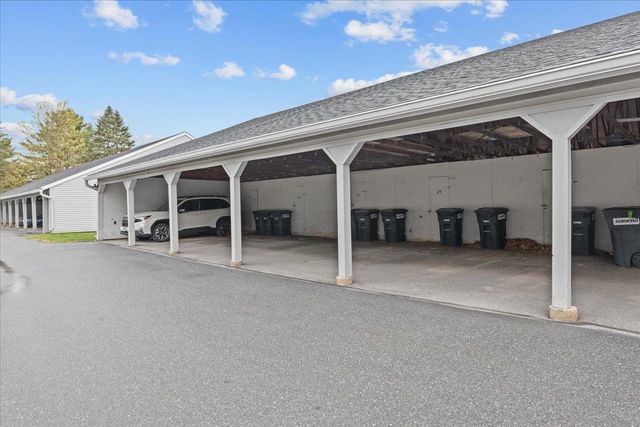 34 Brickyard Rd Unit 24, Essex, VT 05452