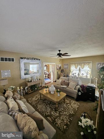 1 N STATE ST, Vineland, NJ 08360