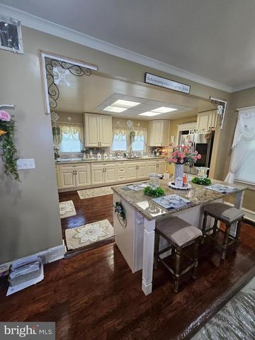 1 N STATE ST, Vineland, NJ 08360