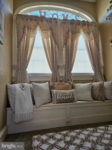1 N STATE ST, Vineland, NJ 08360