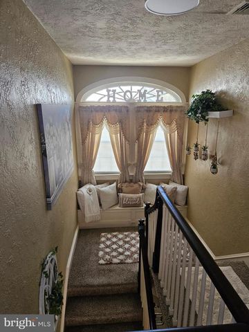 1 N STATE ST, Vineland, NJ 08360